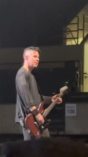 🎸 I see you! Chevelle Live - Intro Hats off to the bull. ‪@CheVelle‬ ‪@Lochnloud‬