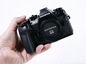 オリンパス「OM-D E-M1 Mark III」徹底レビュー 連写・ドライブ編