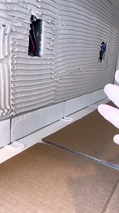 Huepar P04CG Niveau laser auto-nivelant 4x360° 🧰 Outil laser d'alignement et de carrelage ✅ Batterie Li-ion 10,8 V / 2600 mAh pour une autonomie de 7h. ✅Le niveau laser Huepar a deux plans horizontaux à 360°, deux plans verticaux à 360°, 16 lignes laser, qui peuvent couvrir le sol, les murs et le plafond tout autour de la pièce. ✅La fenêtre laser en métal surmoulé avec une résistance à l'eau/à la poussière IP54 résiste aux conditions de chantier difficiles Je le veux 👉https://bit.ly/3EGQAXt | 