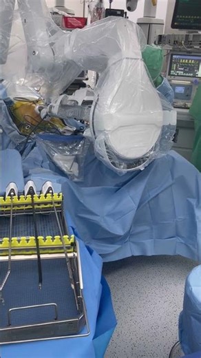 Single port Robotic hepatectomy#Liver surgery#Roboticsurgery#seoul