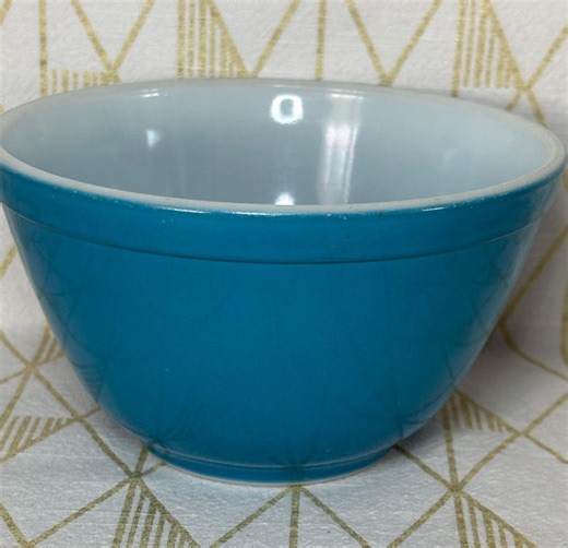 Vintage Pyrex Blue 401 Nesting Bowl - Etsy