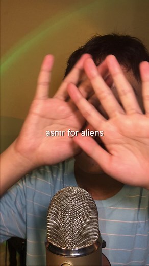 👽 #asmr #asmrmouthsounds #asmrinaudible #asmrtriggers #asmrtingles #asmrsleep #asmrvideo #asmrtiktoks #fyp #fy #viral