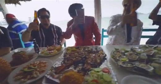 Ya vieron los nuevos videos de Skapital Sound ? Skapital Sound - El Color de tus Ojos #PorElGustoDeEscucharBuenSka El Tocadiscos Pax Pasten | El Tocadiscos