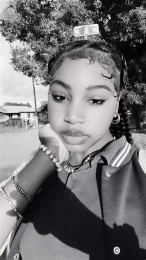 missslattt💚 (@theactualprincesslol_)’s videos with original sound - #🎀💐💕😚