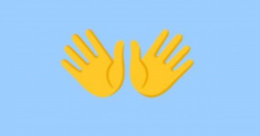 Qué significa usar el emoji de las manitos abiertas en WhatsApp