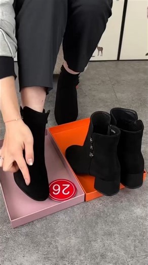 Stylish Ladies Boots 🥾 You’ll Love This Season #ladiesboots #fashionviral #shortsfeed