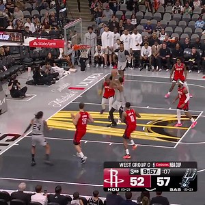 310K views · 1.2K reactions | ¡El alien bajó a la Tierra solo para romper el aro!  #EmiratesNBACup | NBA Mexico | Facebook