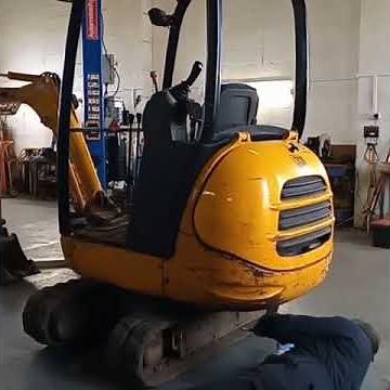 Engine Oil and Filter Change on JCB 8014 Mini Digger