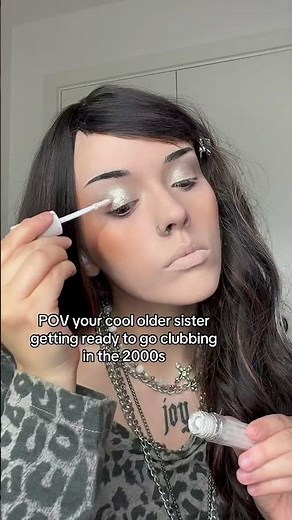 Getting Ready in the 2000s 🪩 #makeupartist #makeuptutorial #2000s #y2k