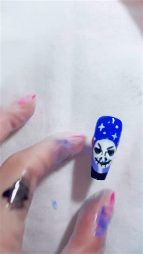 Easy Halloween nail art for beginners - Jack #gelnails #nailart #naildesign #nails #nailtutorial