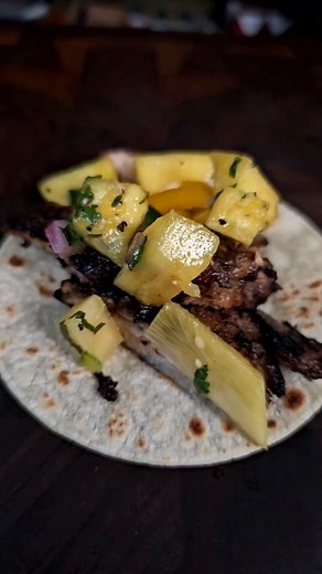 It’s taco Tuesday and The Dawgfatha's BBQ LLC has you covered with these delicious jerk chicken tacos! These tacos are bursting in flavor and are definitely a crowd pleaser…#TheDawgfathasBBQ #barbequeblvd #snsgrills #slownsear #tacotuesday #bbq #grilling #tacos #grilledchicken | SnS Grills