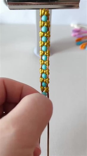 How to tie an elegant blue beaded bracelet #diy #crafts #bracelet