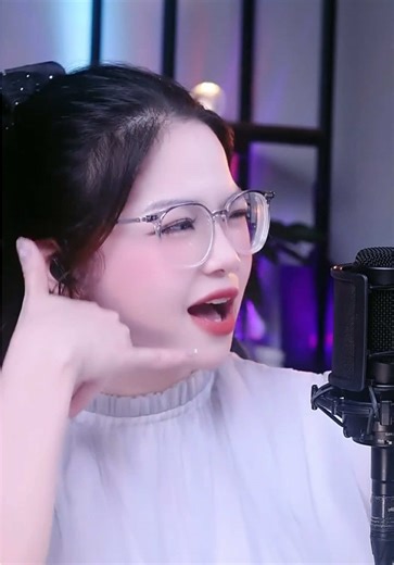 Dragostea Din Tei (Người Tình Mai Ya Hee) - Yến Nhi Cover #yennhicover #music #dragosteadintei #nguoitinhmaiyahee #fyp