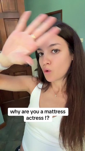 nicole skirts (@nicole_skirts2)’s videos with original sound - nicole skirts