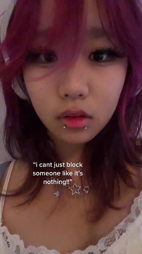 momo (@momolmao_)’s videos with