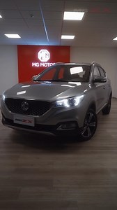 Conducir nunca había sido tan emocionante como con la MG ZX. Con su moderno equipamiento de primera te hará lucir bien a donde vayas. También podrás disfrutar de toda la conectividad gracias a su pantalla touch de 10" con las mejores aplicaciones. #MG #MGZX | MG Motors