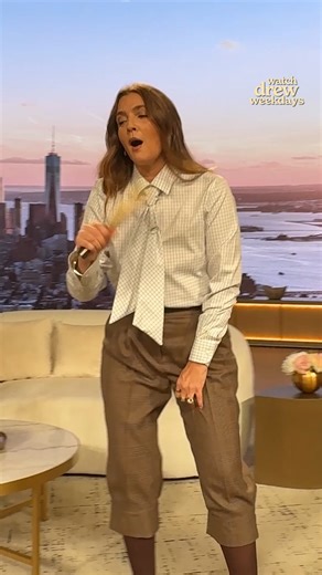 3.6M views · 54K reactions | Drew has a hot flash during a commercial break  | The Drew Barrymore Show | Facebook