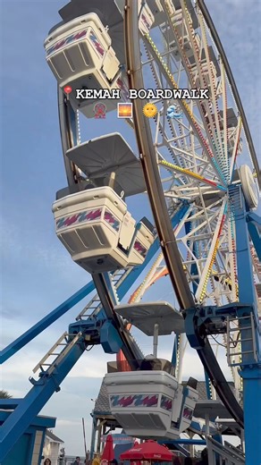 Nothing beats summer afternoons at the Kemah Boardwalk! 🎡 | Kemah Boardwalk
