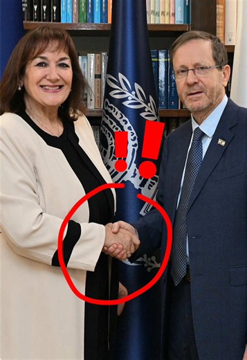 Une photo qui en dit long sur la complicité de l'Union européenne (et comment elle se fait humilier...) #scandale #europe #belgique