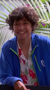 #AFHS12 ¡ES UN TIERNO! 🫶🏻 Oto se metió a la mansión para llevarle un regalito a Angelita ✨. ¡Se nota que le recontra gusta! 😍 Encuentra más momentos como este AQUÍ ► https://bit.ly/4jO20sd | Cumbia POP