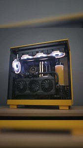 View 380 XL Bumblebee 🐝 Modded to impress! This build looks absolutely vibrant and full of character. What do you think of this unique setup? 📸TantricmodZ PC Casemodding 📢 Get all the info here: https://reurl.cc/xN0kxV #Thermaltake #thermaltakecase #pc #pcbuild #pcsetup #Bumblebee #atx #View380XL #ViewSeries | Thermaltake Technology Inc