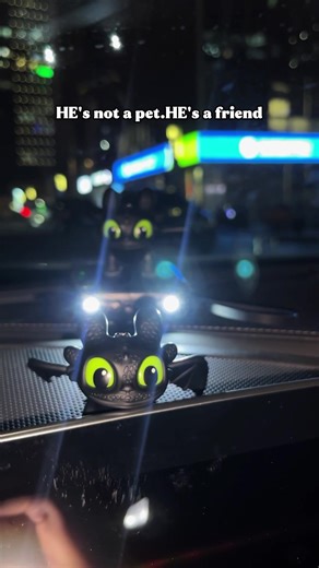 Create a Toothless Dragon Keychain for Toddlers