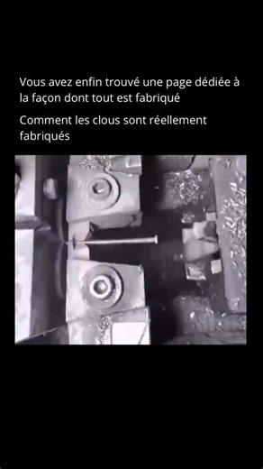 Comment Tout Marche on Instagram: "Voici comment les clous sont réellement fabriqués 🔩 — et le processus est bien plus intense que la plupart des gens ne l’imaginent 💥. Tout commence par d’énormes bobines d’acier 🧲, chacune pesant des centaines de kilos. Le fil est tiré à grande vitesse dans une machine ⚙️, redressé, puis découpé en longueurs parfaites en un seul mouvement fluide ✂️. En un clin d’œil 👀, chaque morceau est saisi, martelé 🔨 et façonné avec cette pointe caractéristique, grâce