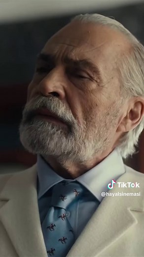Sekizinci Aile dizisi yayında. İlk 4 bölümü izleyebilirsiniz. Dizinin oyuncu kadrosu: Haluk Bilginer Ali Atay Serkan Keskin Çağlar Çorumlu Hazal Kaya Mehmet Özgür #sekizinciaile #yenidizi #komedi #halukbilginer #hazalkaya
