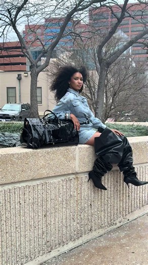 Tik tok is my Instagram reels right now cuz my insta got hacked and disabled 😭💔 but my new Instagram I’ll be “back and better” I’m corny asl ik 😂 Bag from: @The Head Hauswife #modeling #commercialmodel #stlmodel #streetphotography #streetwear