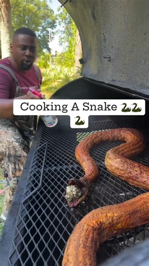 cooking Giant python with fried fish #food#python#streetfood#biلal#shorts