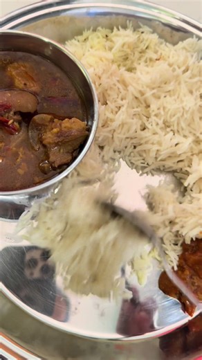 बिहे गरेर गइसकेपछि पनि बेला बेला माइत आएर भाउजूको दिमाग खराब पार्नु त भएन नि आफु पनि त बुहारी नै हो so try to understand someone else’s limit too.आफूले जहाँसम्म सहन सक्छौं, अरूलाई पनि त्यहीसम्म मात्र गरौं।🙏🤧 आफ्नो आमालाई आफ्नो छोरी सानै लाग्नु स्वाभाविक हो but that doesn’t mean Bhauju is the house helper🙄भाउजूलाई घरको नोकरजस्तो व्यवहार गर्ने पुतलि नानीलाई त कहिलेकाहीँ चियामा चिनीको ठाउँमा खुर्सानी हालेर दिन मन लाग्छ… के गर्नु हौ 🤭😎how much can someone tolerate this drama😅