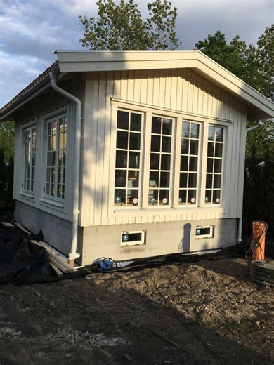 Jessica och David bygger lyxig minivilla på 50 kvadrat