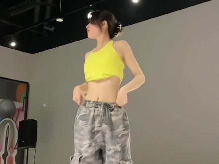 漂亮女孩这样走路#prettygirlswalk #康复运动