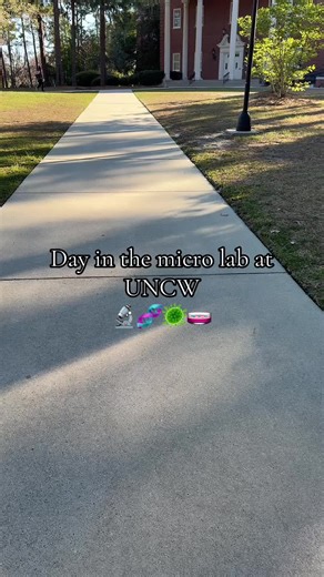 Exploring Micro Lab Techniques at UNCW