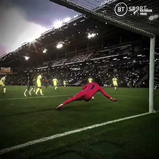 Prime Sergio Asenjo “La Leyenda Amarilla” in 2021 #football #shortfootball #edit