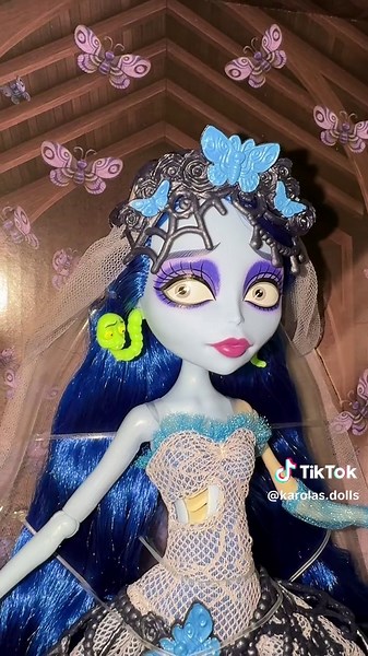 Explore the Monster High Doll Collection Today