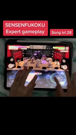 Expert Gameplay in Bang Dream Girls Band Party