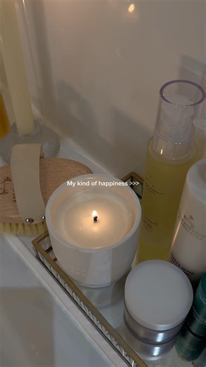 Shower routines like this 🚿🕯️✨ #showerroutine #bodycare #selfcare