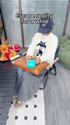 I found a way to travel back to the eighties with him. ✈️🕹️ #retrogaming #90s #nostalgia #80s #valentinesday