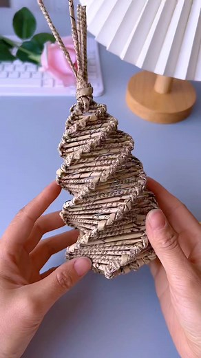 2.9M views · 31K reactions | Remember how to make the grasshopper...