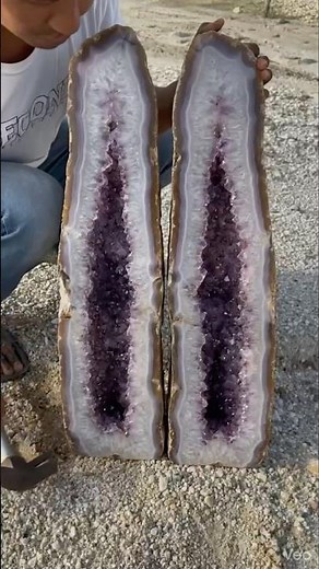 You Won’t Believe What’s Inside This Rock… 😱💜 (Real Amethyst Geode Split Open!)