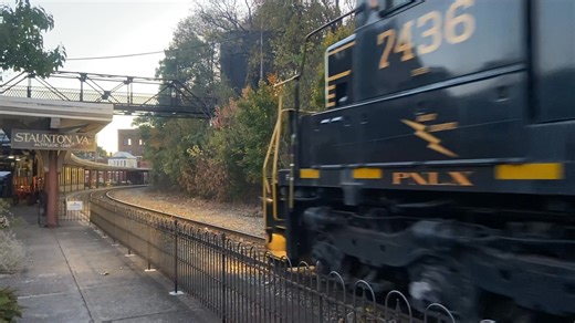 Buckingham Branch Z631 making their way through Staunton, VA towards the Shenandoah Valley Railroad Interchange this morning! | Ditch Light Productions