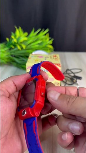 How to Insert Sim Card and Use Kids Smartwatch? #kidswatch #insertsimcard #simcardslot