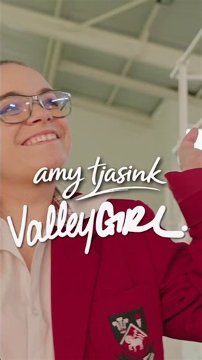 Amy Tjasink | Valley Girl | Out Now