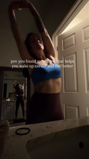 Jamie | wellness mom bestie on Instagram: "I always wanted to be a part of the 5am club… Using my vibration plate first thing in the morning has been a game changer. How? Why? Because I’m excited to get out of bed and jump on it first thing. I use it for 10 mins everyday (and multitask my gua sha). No fancy routine I literally just stand on it at a medium level. Instead of feeling groggy like I’m dead without coffee, it literally feels like it shakes me awake, not sure the scientific term for th