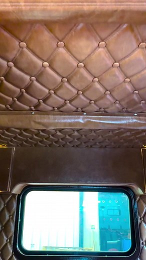 Custom Cabinets for a Peterbilt 379 Show-Truck 🚚💡#semitruck #semitrucks #peterbilt #peterbilttrucks #semis #18wheeler #freightliner #kenworth