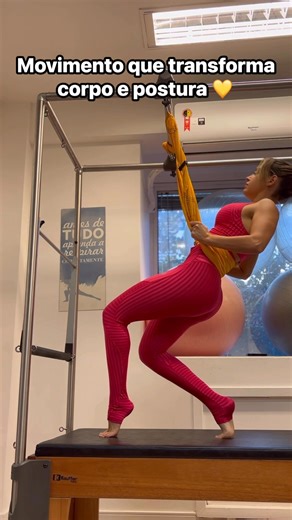 Aeropilates não é só exercício… é consciência, controle e poder feminino. 💪🧡 Você teria coragem de tentar? 👇🔥 #Aeropilates #PilatesAereo #PilatesBrasil #ForçaFeminina #MovimentoÉVida | Pripaderni