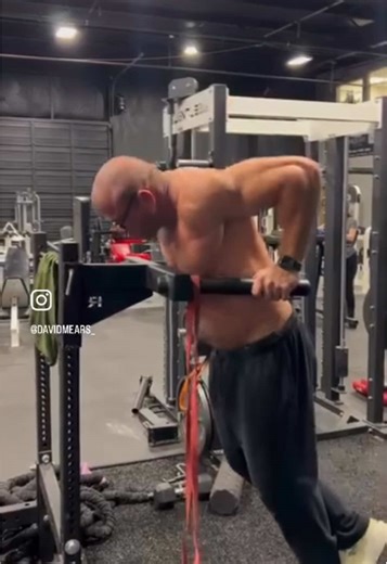 Stop Waiting, Start Working.Transform Your Body Now! Do you want to build strength, sculpt your physique, and achieve the kind of incredible functional fitness you see in this video? Dips are a fantastic way to build a powerful upper body, but they are just one piece of the puzzle. Real results require a plan. You can't out-train a bad diet, and you can't build your dream body with random workouts. Ready to stop guessing and start succeeding? I offer customized training and meal programs designe