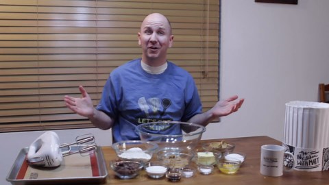 How to Make Peanut Butter Blossom Cookies | Easy Peanut Butter Cookie Recipe