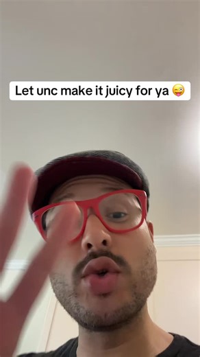 Uncle P on Instagram: "It’s more to life than yams 🍠 😏 Tryna roll into 2026 the healthy way 💪🏽 . . . #juicing"
